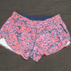 Lululemon Tracker Shorts Size 16 EUC